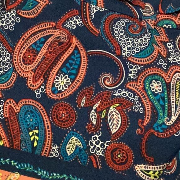 LOFT Blue Multicolor Paisley Belted Shorts Size 10 - Picture 8 of 9